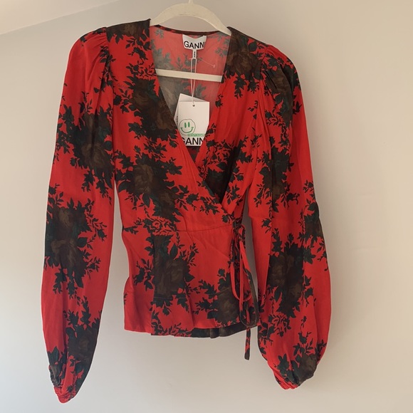 NWT!! GANNI Floral-print crepe de chine wrap top - Picture 3 of 12